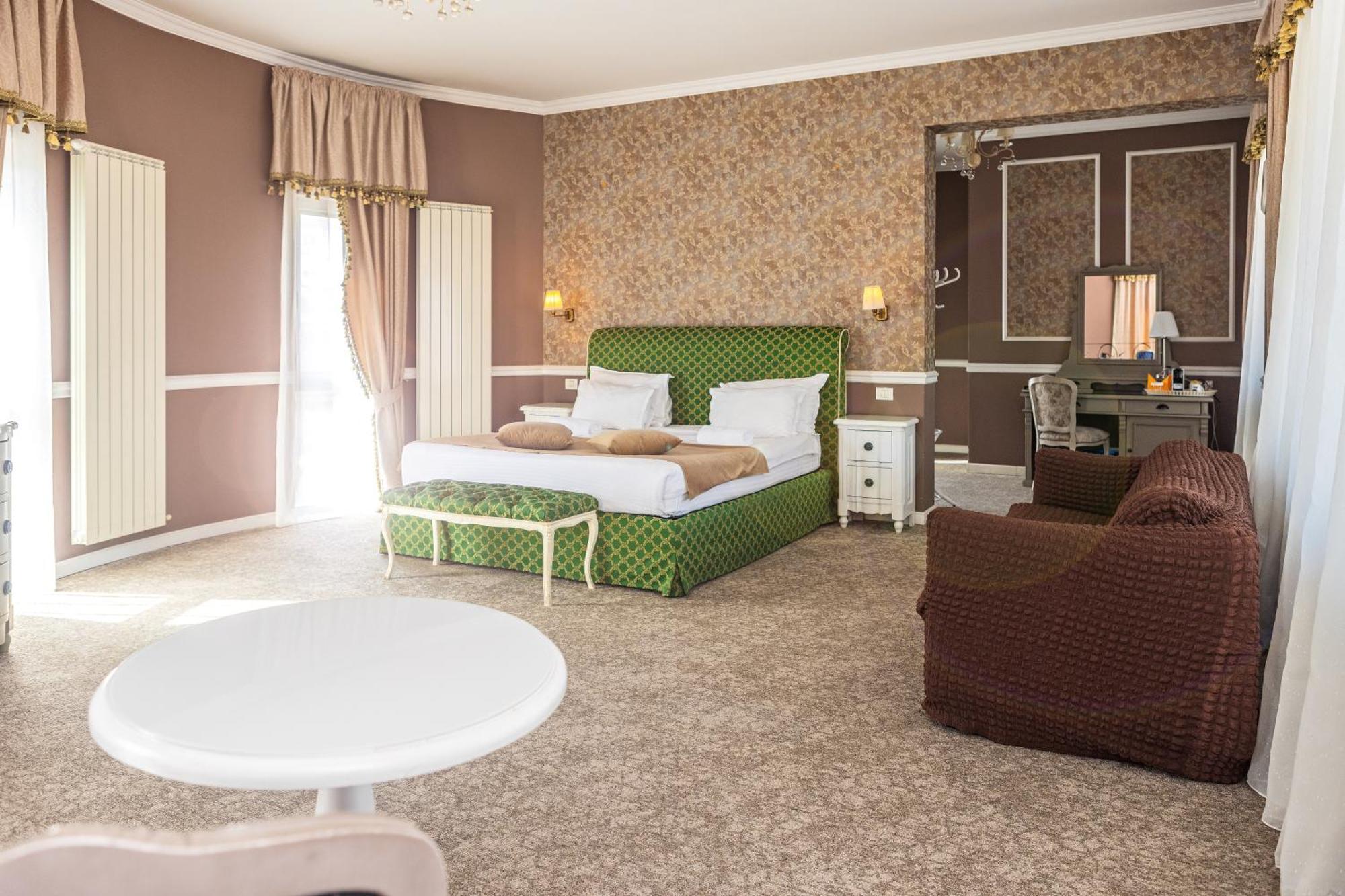 Boutique Lafayette 4*