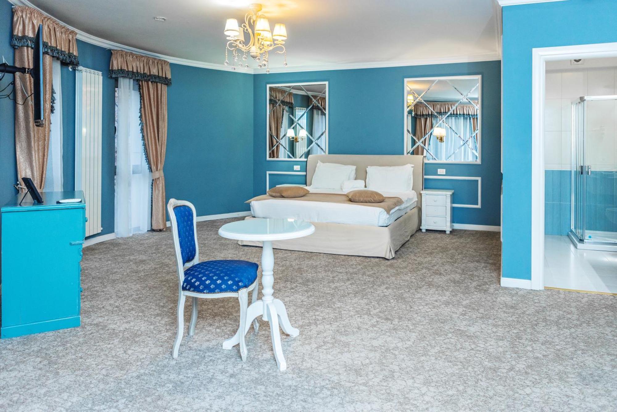 Boutique Lafayette 4* Bucharest