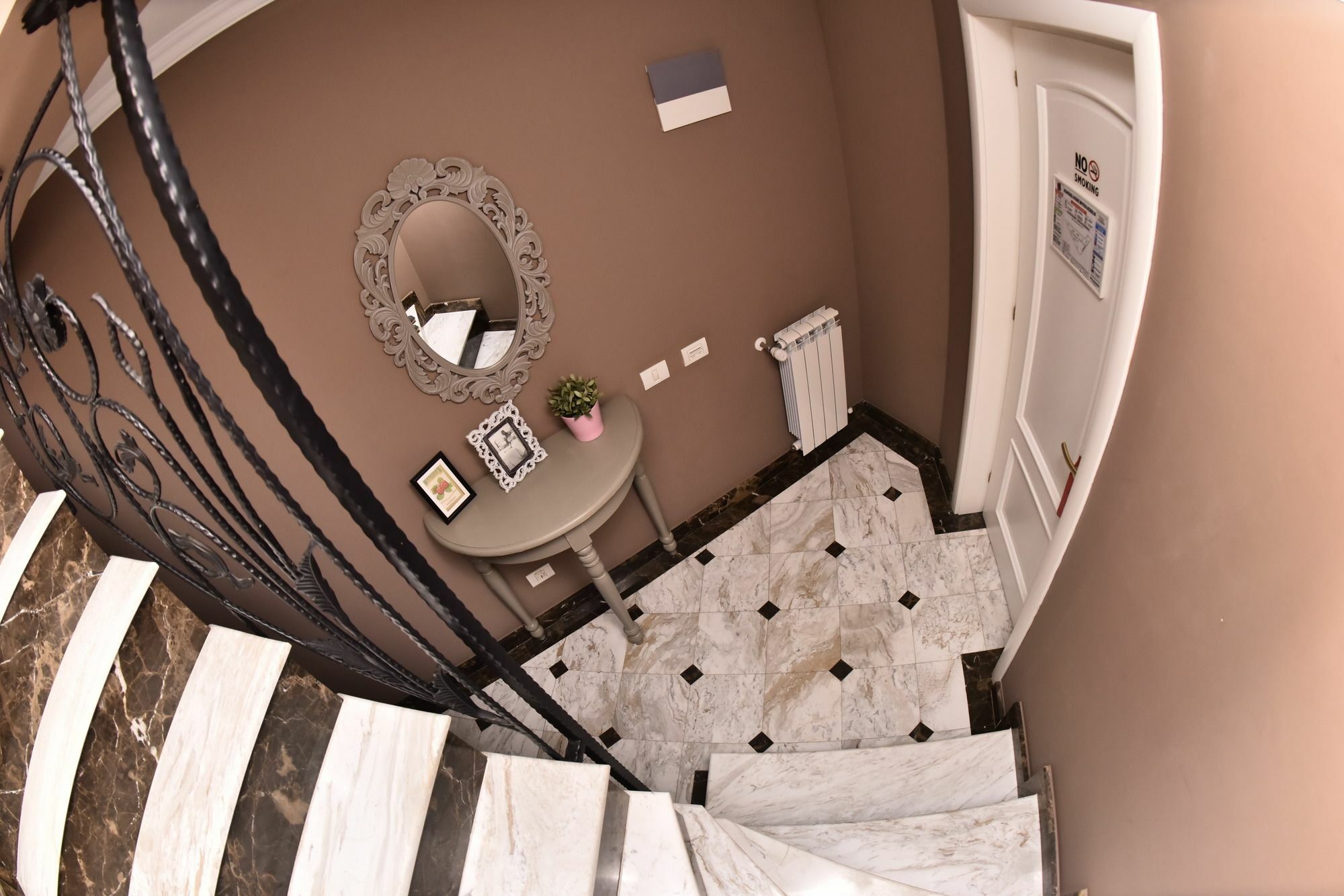 Hotel Boutique Lafayette Bucharest